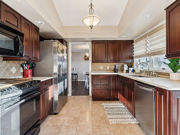 5th image of 12257 Pamela Dr