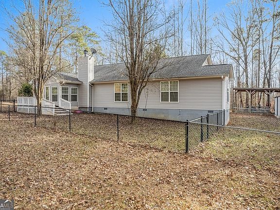 4th image of 211 Sunfish Trl