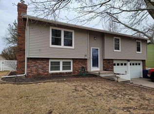 1312 Northglen St, McPherson, KS 67460
