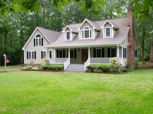 396 N Bay Dr, Washington, NC 27889