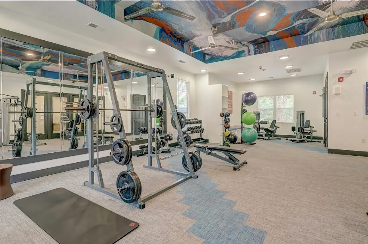 1 bed, 750 sqft, $1,400 — Photo 3