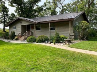 8370 County Road 40 NE, New London, MN 56273