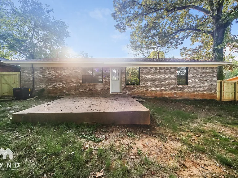 7260 Northbrook Dr — Photo 16