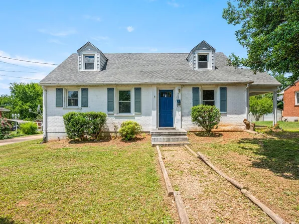 5625 White Oak Dr, Lynchburg, VA 24502