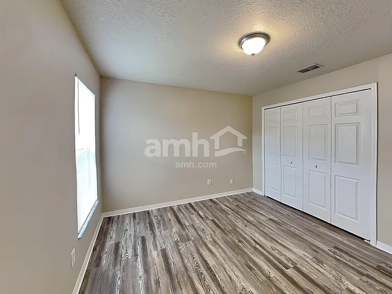 10222 Summer Elm Ave — Photo 13
