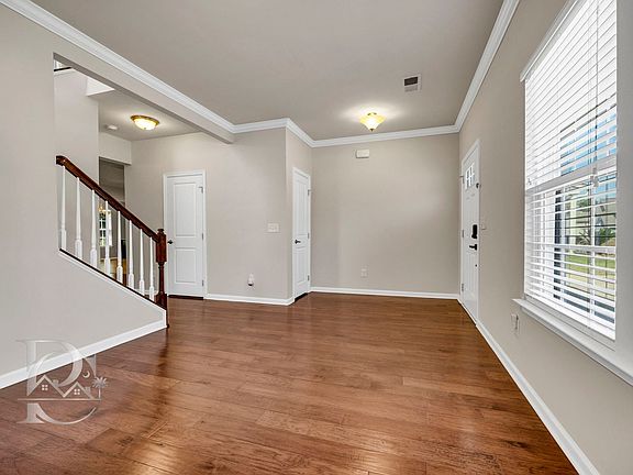 4th image of 308 Placid Dr