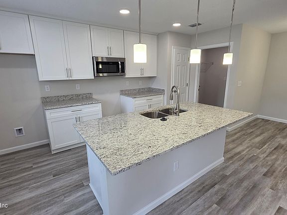 4th image of 8112 PASCHAL Street