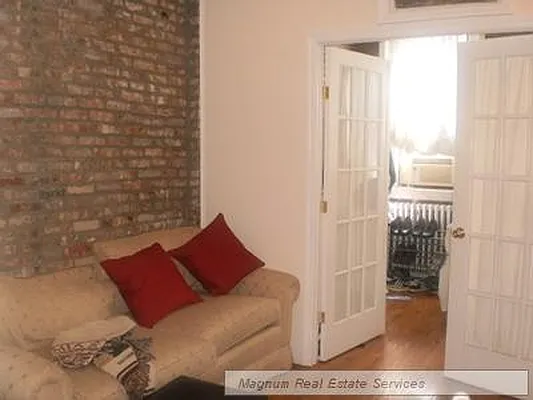 Rented by Magnum Realty Holdings, LLC | media 17