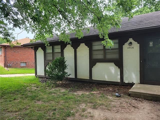 2nd image of 4306 E Haverill Dr