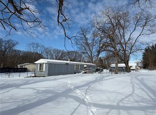 33 Harris Dr, Danville, IL 61832