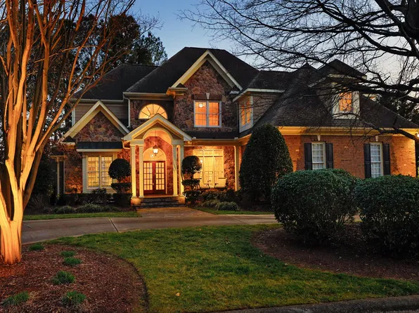12417 Richmond Run Dr, Raleigh, NC 27614