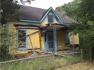 179 Dr Frederick S Humphries St, Apalachicola, FL 32320