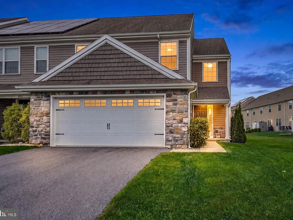1st image of 340 Cedar Holw