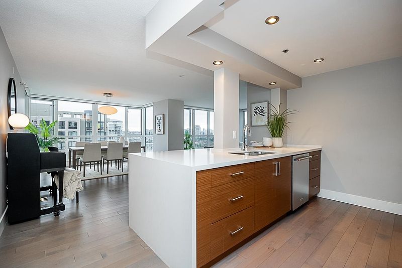 Vancouver Apartment for rent - 2 Bedrooms — photo 16