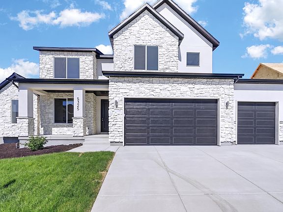 3rd image of 5325 N Honey Suckle Way