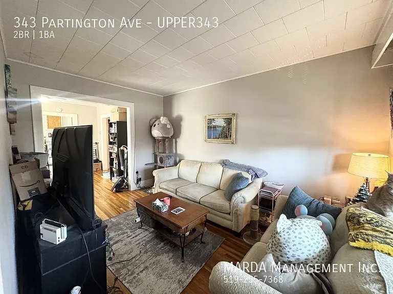 343 Partington Ave #UPPER343 — Photo 8