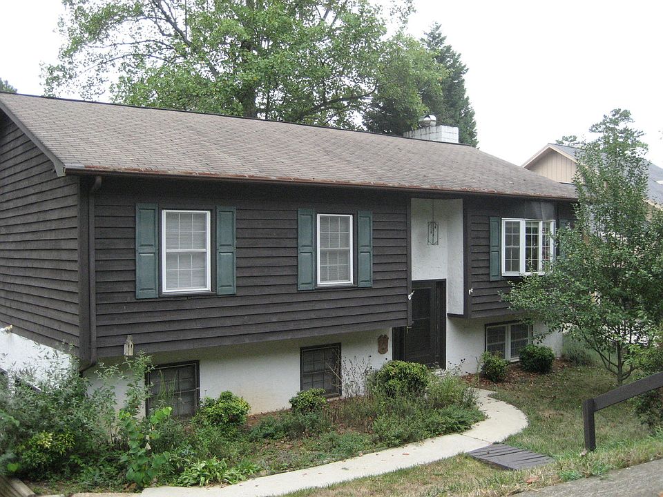Front Street View