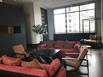 Rented by La Seven Inc.