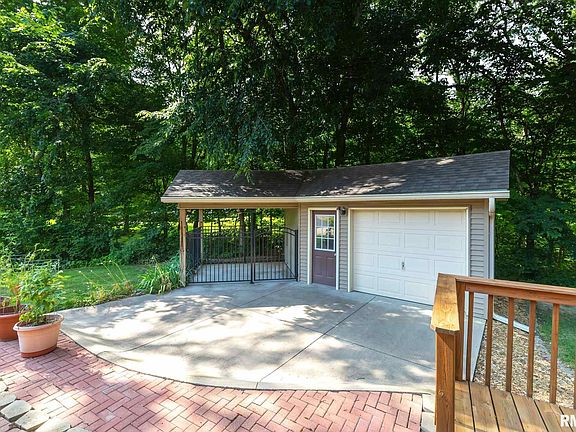 4th image of 5 Deer Trail Ct