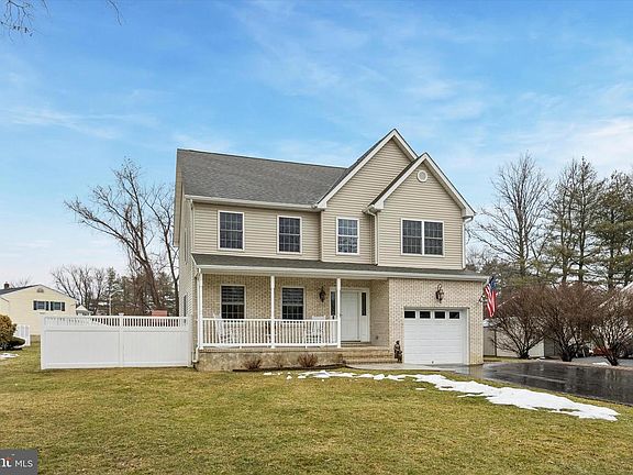 2nd image of 244 Sunset Ave