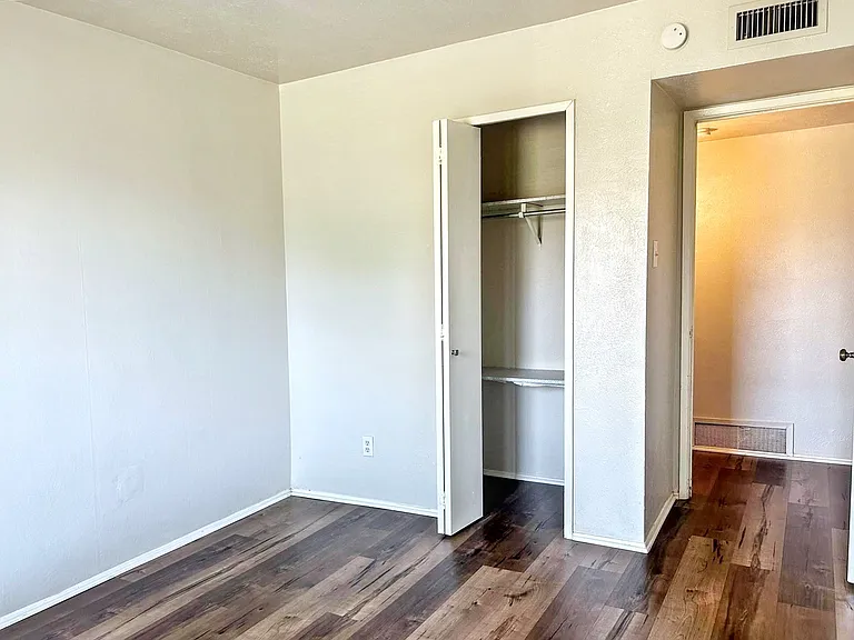 10238 White Elm Rd — Photo 16