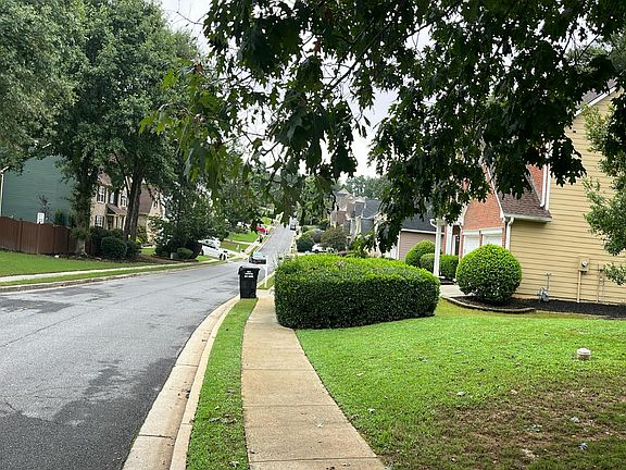 4th image of 5907 Buckner Creek Dr