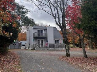497 Cedar Dr, Long Pond, PA 18334