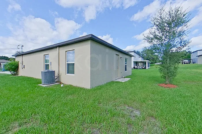 27008 Anthony Ave — Photo 17