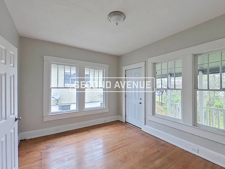 4105 Avenue Q — Photo 8