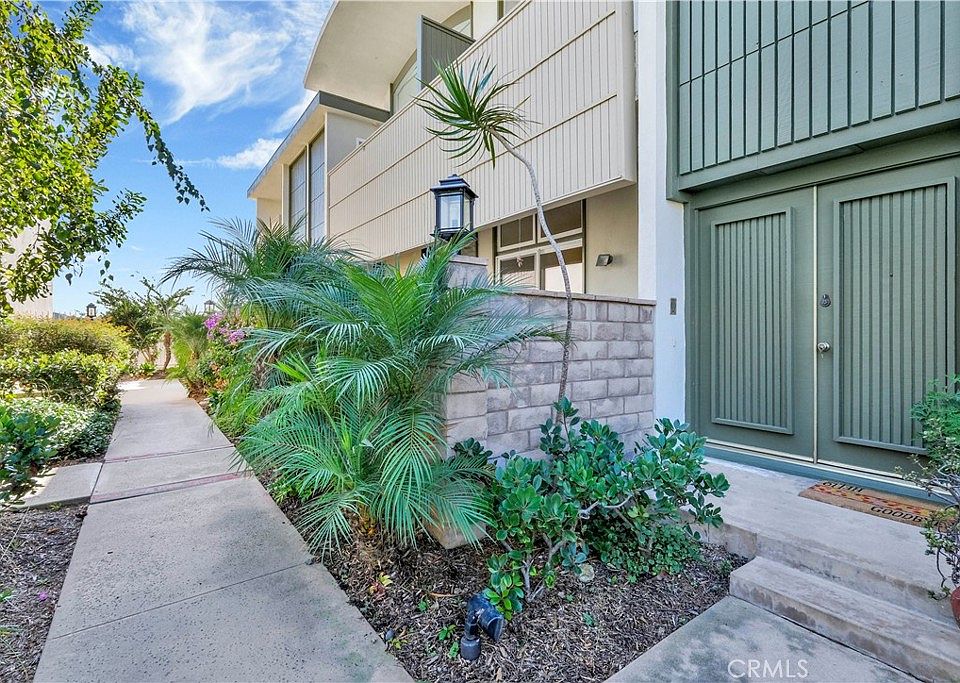 13214 Fiji Way UNIT R Marina Del Rey CA 90292 Zillow