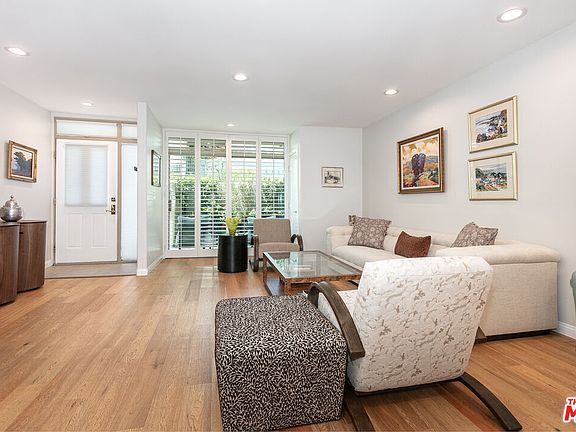 4th image of 14101 Dickens St APT 8