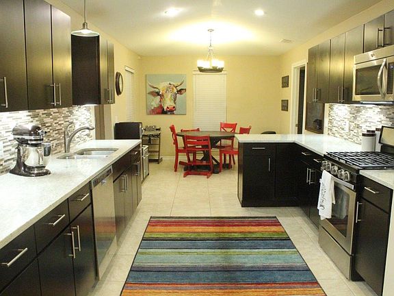 4th image of 2724 Knollwood Ct