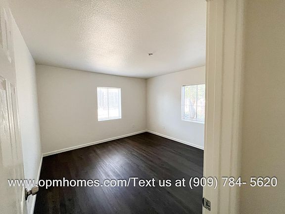 4th image of 7457 Oleander Ave
