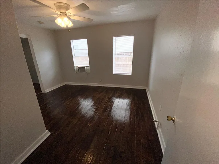 1517 Summer St — Photo 10
