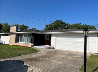 1501 S 4th St, Effingham, IL 62401