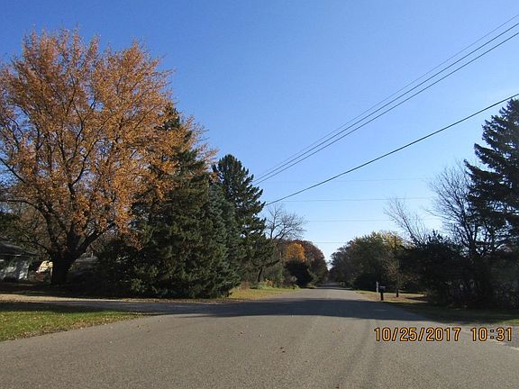 5th image of 906 Lois Ln