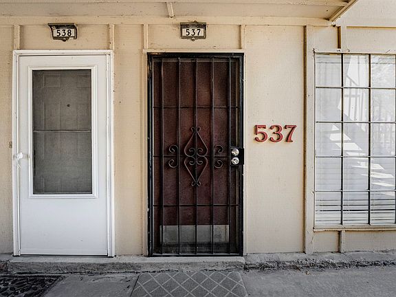 3rd image of 6717 S Richmond Ave Unit 537