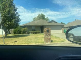 908 S Pittsburg Ave, Russellville, AR 72802
