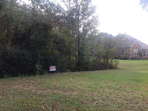 5th image of 141 Woodedge Dr NE #39