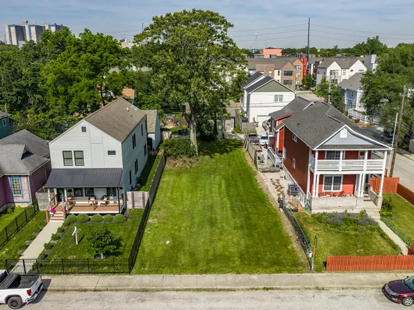 1824 Ruckle St, Indianapolis, IN 46202
