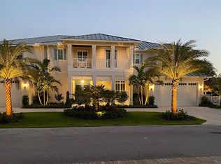 2324 NE 28th Ct, Lighthouse Pt, FL 33064