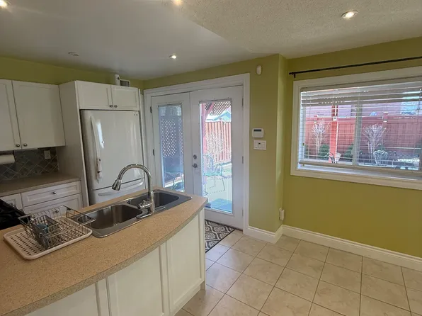 13 Gray Park Dr, Caledon, ON L7E 2N3