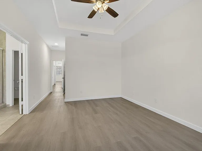 10348 Wellington Parc Dr — Photo 14