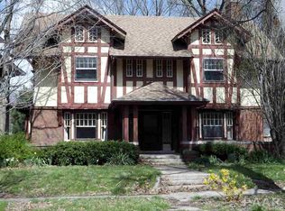 805 W Moss Ave, Peoria, IL 61606