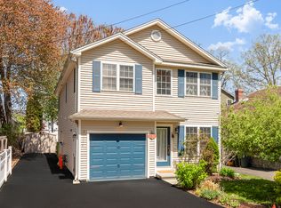 39 Wildemere Ave, Milford, CT 06460