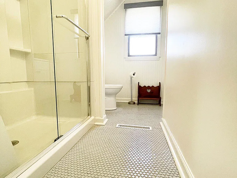 2 Ocean Ave — Photo 14
