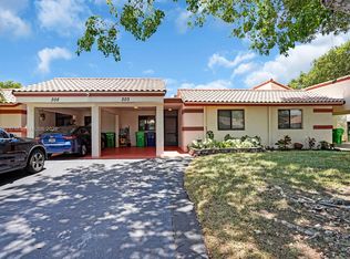 303 Lakeside Ct, Sunrise, FL 33326
