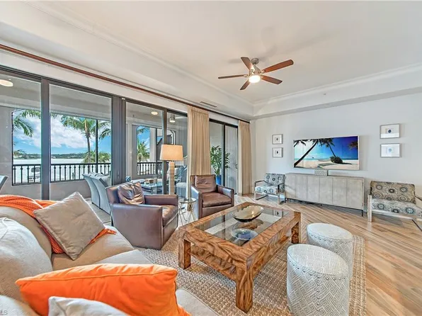 10721 Mirasol DR #204, MIROMAR LAKES, FL 33913