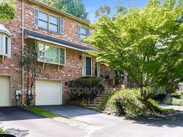 329 Catchpenny Ln