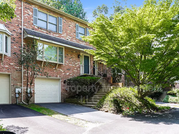 329 Catchpenny Ln, Media, PA 19063